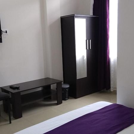 Cassiopeia Guest House 실롱 외부 사진