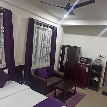 Cassiopeia Guest House 실롱 외부 사진
